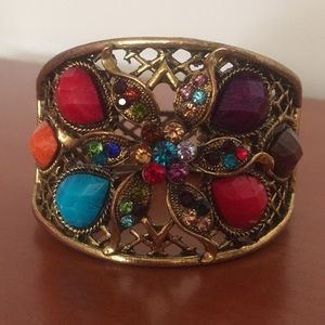 Multi-colored bangle for any occasion